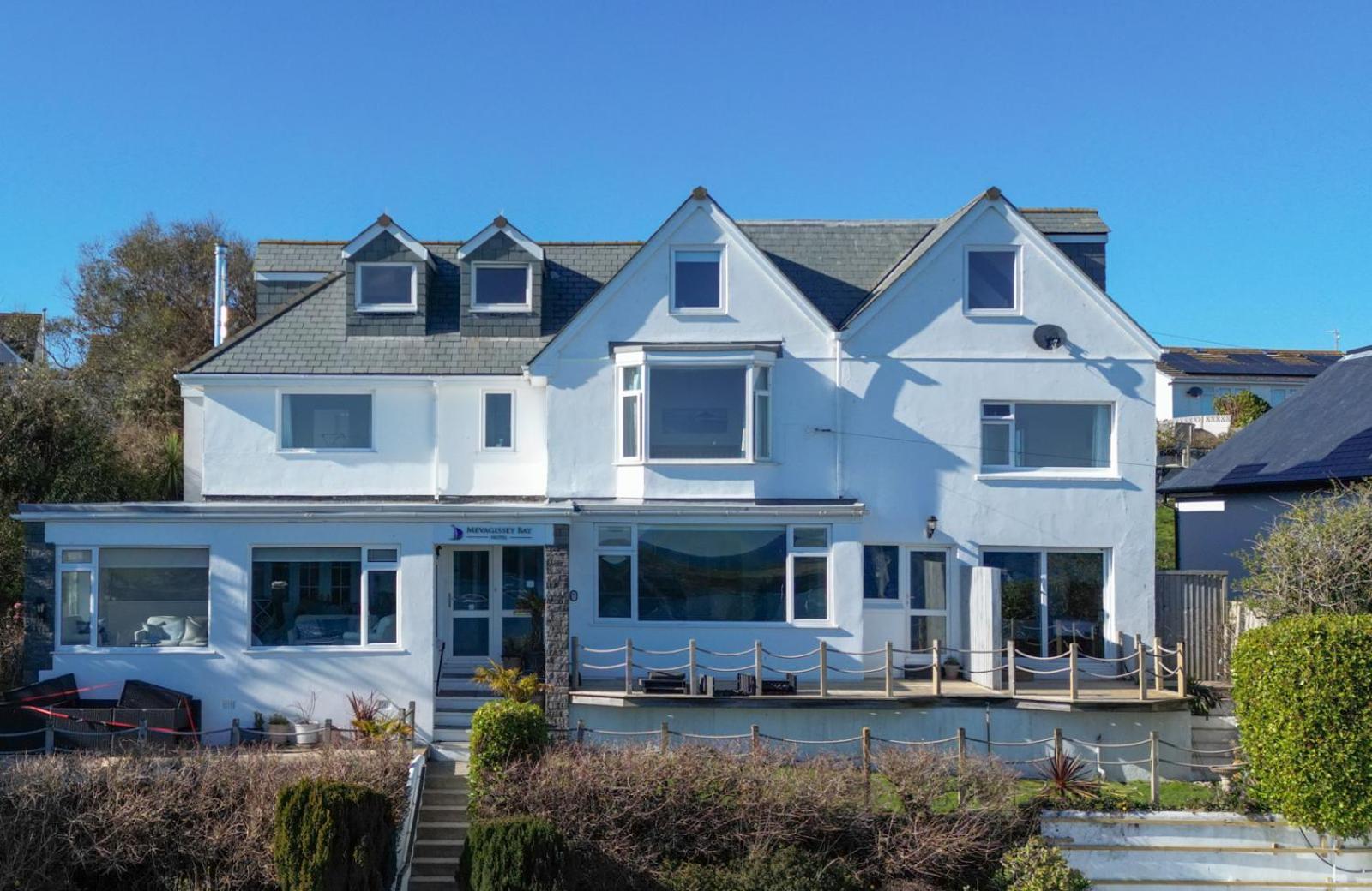 Bay Hotel